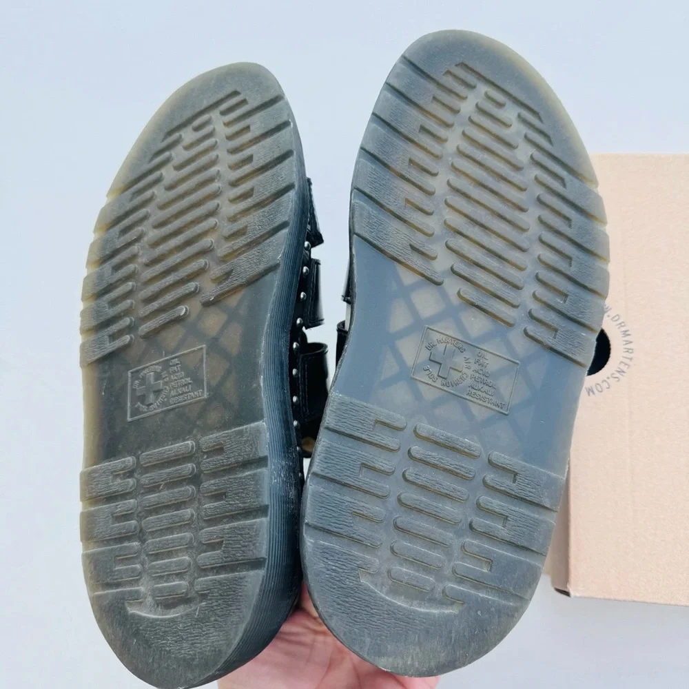 Dr Martens | Mackeye Black Buttero leather strap sandals - Picture 11 of 13